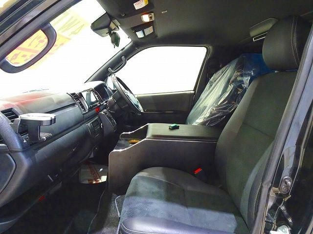 Toyota HIACE VAN 2020-11 6734193-7