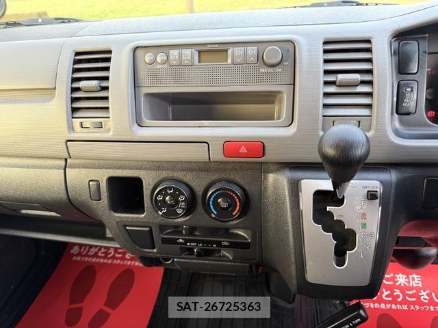 Toyota HIACE VAN 2013-07 6791075-14