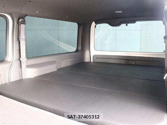 Toyota HIACE VAN 2020-01 6815196-9