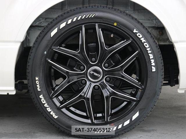 Toyota HIACE VAN 2020-01 6815196-13