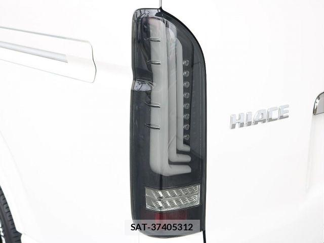 Toyota HIACE VAN 2020-01 6815196-14