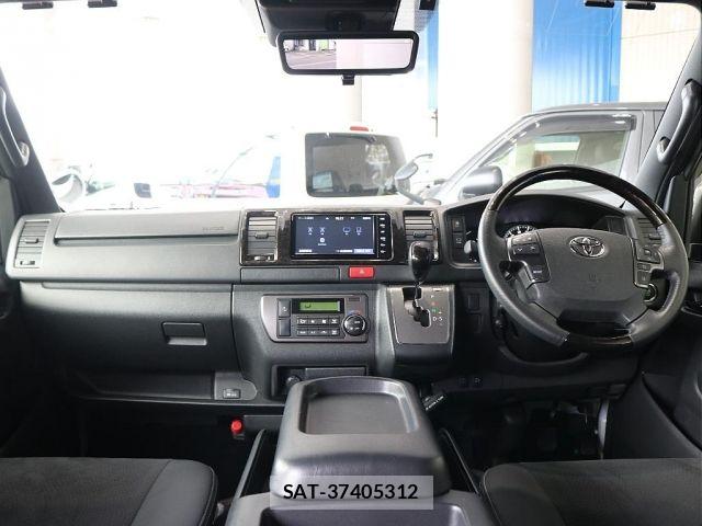 Toyota HIACE VAN 2020-01 6815196-3