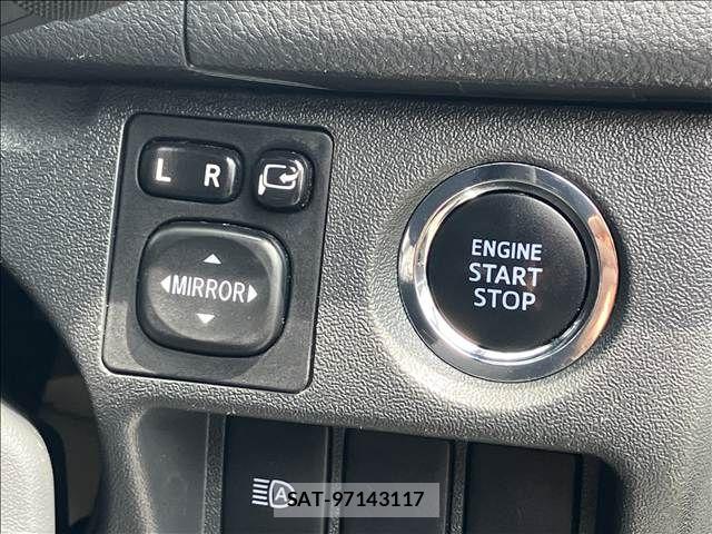 Toyota HIACE VAN 2023-03 6815201-9
