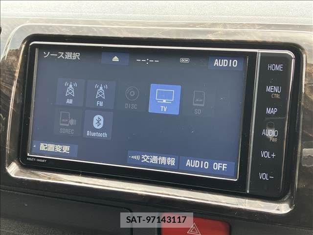Toyota HIACE VAN 2023-03 6815201-2