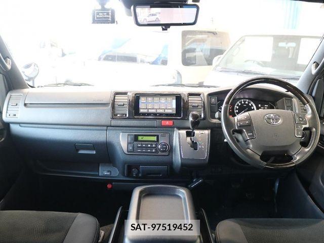 Toyota HIACE VAN 2024-01 6815197-2