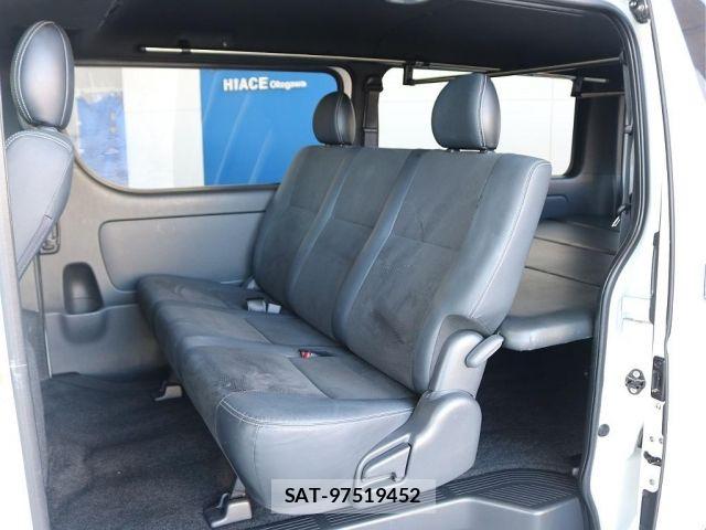 Toyota HIACE VAN 2024-01 6815197-7