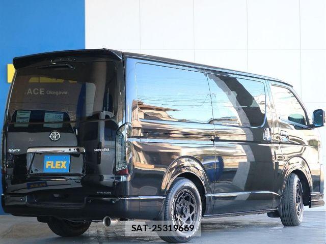 Toyota HIACE VAN 2021-01 6815195-19
