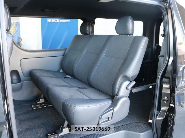 Toyota HIACE VAN 2021-01 6815195-6