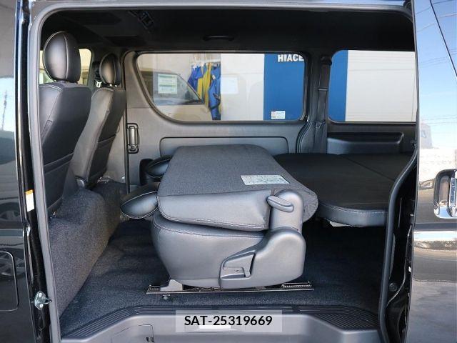Toyota HIACE VAN 2021-01 6815195-8