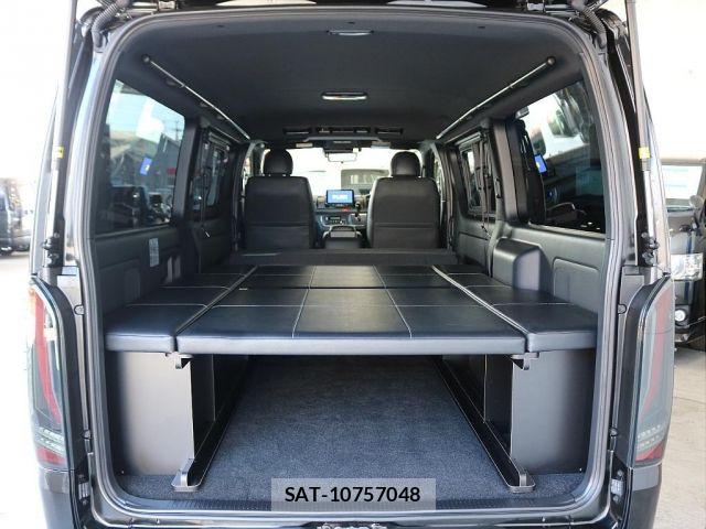 Toyota HIACE VAN 2023-01 6815189-11