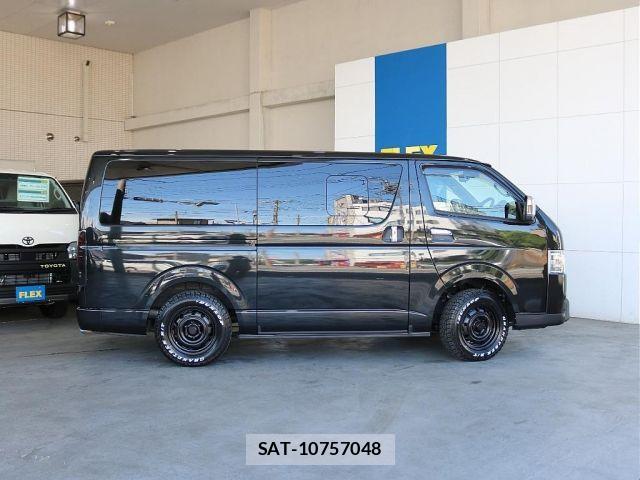Toyota HIACE VAN 2023-01 6815189-18