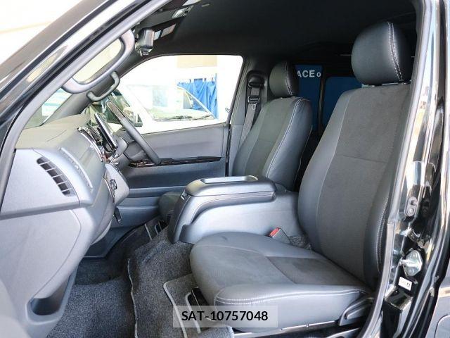 Toyota HIACE VAN 2023-01 6815189-1