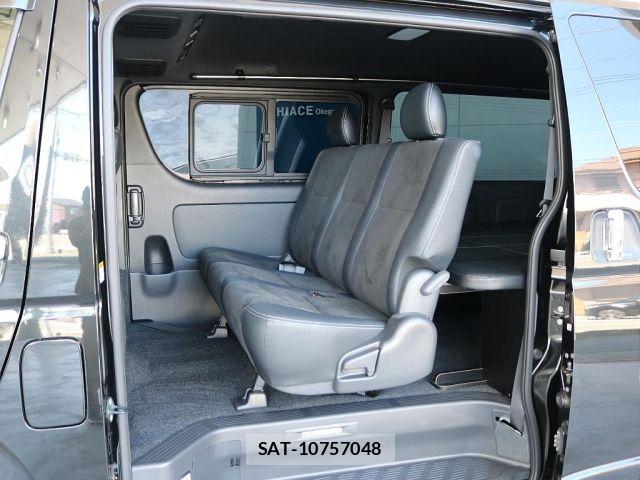 Toyota HIACE VAN 2023-01 6815189-2