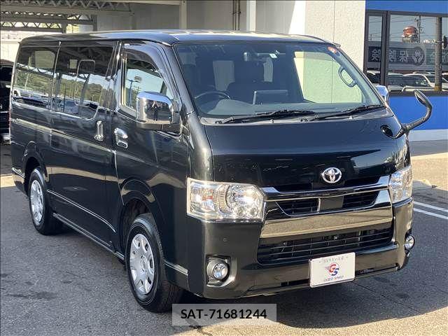 Toyota HIACE VAN 2022-01 6815199-14