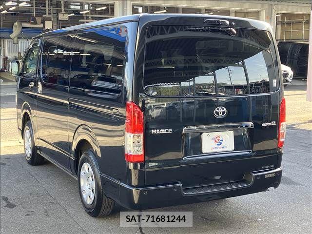 Toyota HIACE VAN 2022-01 6815199-16