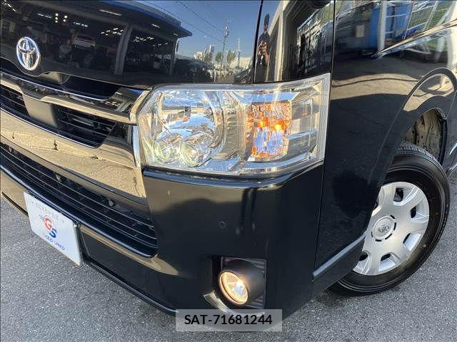 Toyota HIACE VAN 2022-01 6815199-17