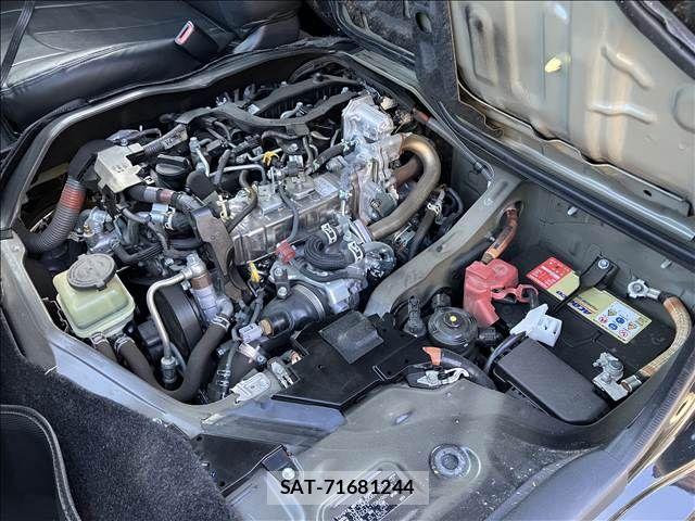 Toyota HIACE VAN 2022-01 6815199-19