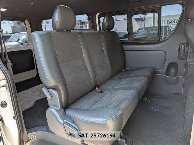 Toyota HIACE VAN 2022-02 6815198-11