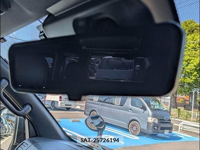 Toyota HIACE VAN 2022-02 6815198-4