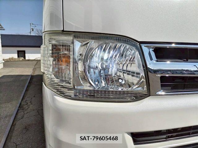 Toyota HIACE VAN 2012-07 6815200-9