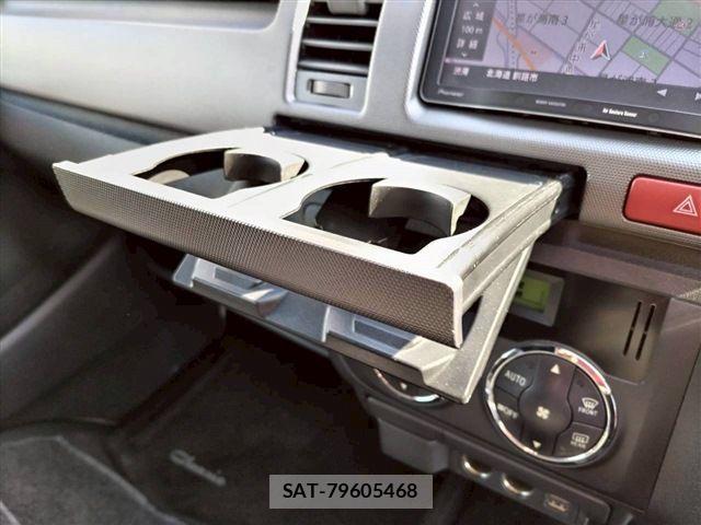 Toyota HIACE VAN 2012-07 6815200-27