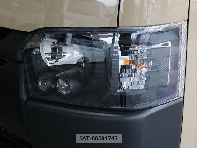 Toyota HIACE VAN 2026-01 6815181-14
