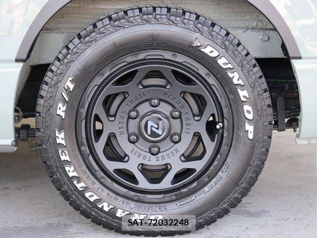 Toyota HIACE VAN 2026-01 6815182-15