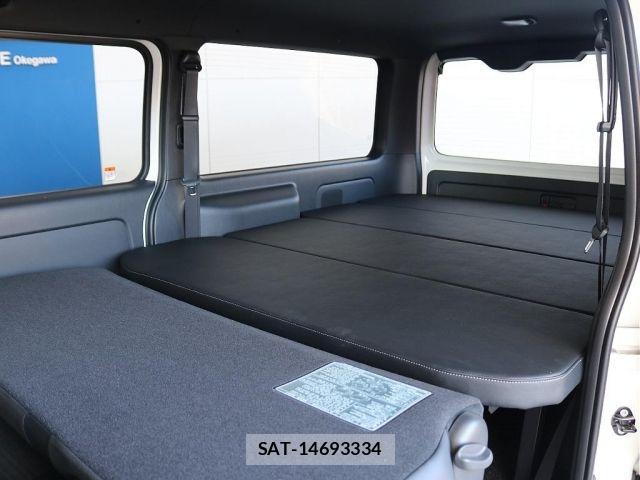 Toyota HIACE VAN 2025-09 6815186-10