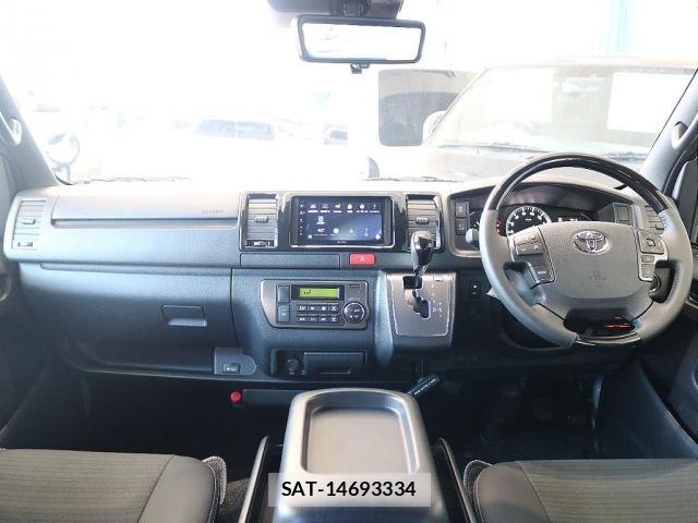 Toyota HIACE VAN 2025-09 6815186-2