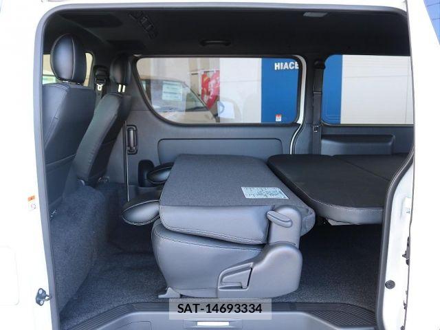 Toyota HIACE VAN 2025-09 6815186-8