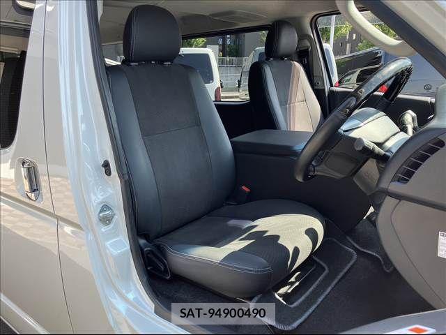 Toyota HIACE VAN 2018-04 6906035-6