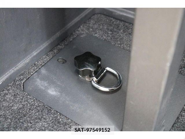 Toyota HIACE VAN 2024-01 6906031-18