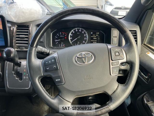 Toyota HIACE VAN 2021-07 6906038-14