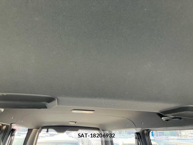 Toyota HIACE VAN 2021-07 6906038-18