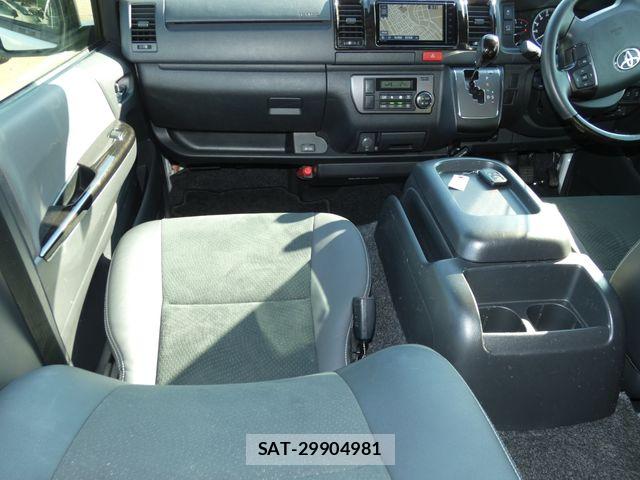 Toyota HIACE VAN 2022-05 6906036-9