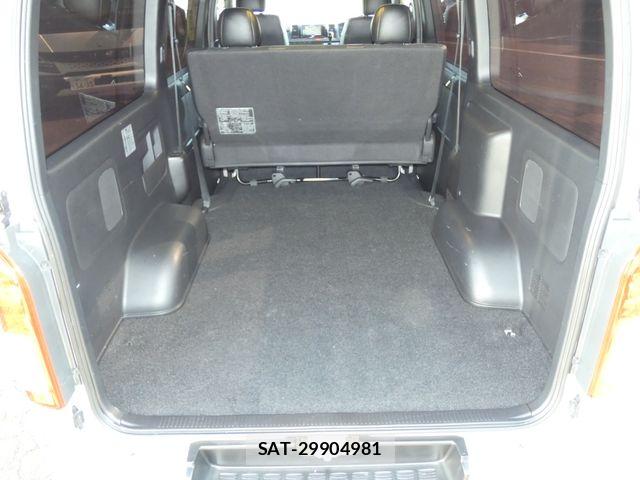 Toyota HIACE VAN 2022-05 6906036-14