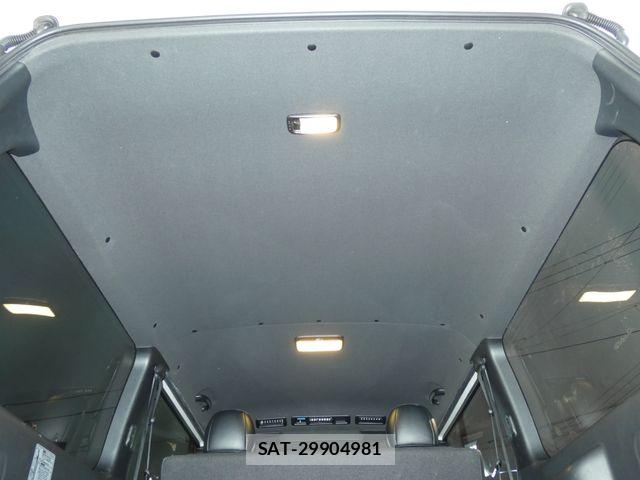 Toyota HIACE VAN 2022-05 6906036-15
