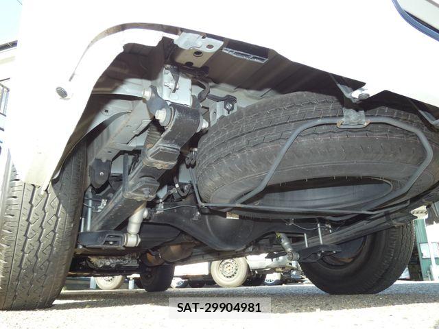 Toyota HIACE VAN 2022-05 6906036-19