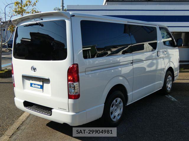 Toyota HIACE VAN 2022-05 6906036-3