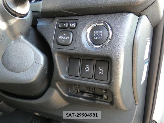 Toyota HIACE VAN 2022-05 6906036-4