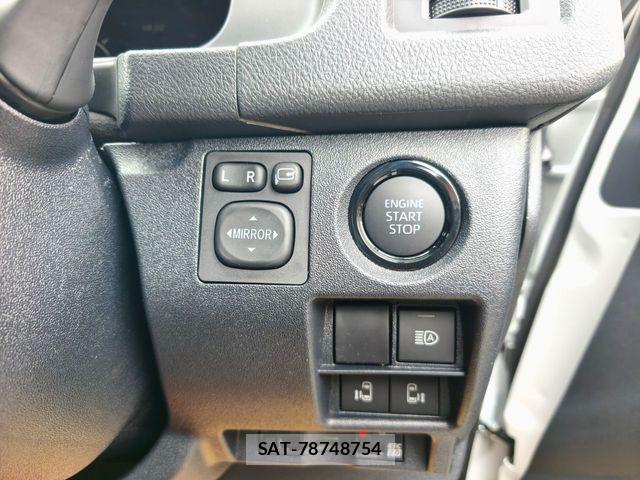Toyota HIACE VAN 2026-04 6906033-12