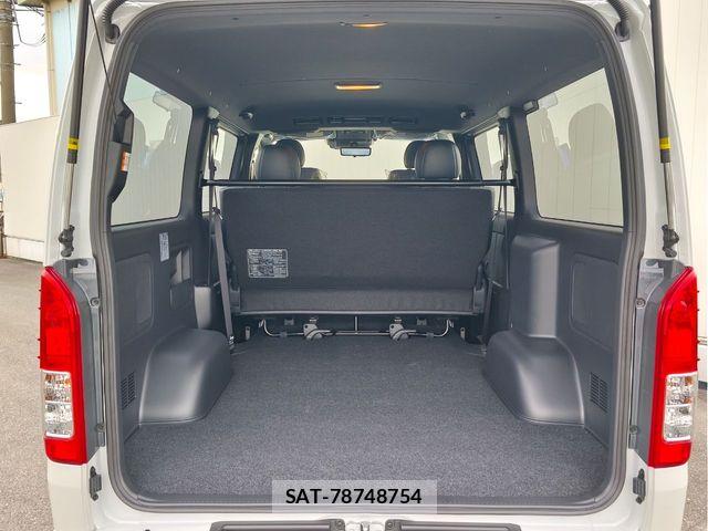 Toyota HIACE VAN 2026-04 6906033-5