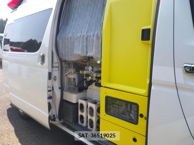 Toyota HIACE VAN 2007-12 6906039-5