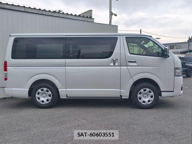 Toyota HIACE VAN 2026-04 6906029-20