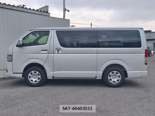 Toyota HIACE VAN 2026-04 6906029-21