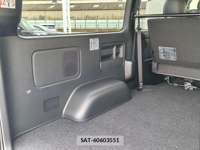 Toyota HIACE VAN 2026-04 6906029-6