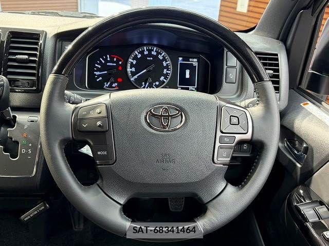 Toyota HIACE VAN 2025-10 6993977-12