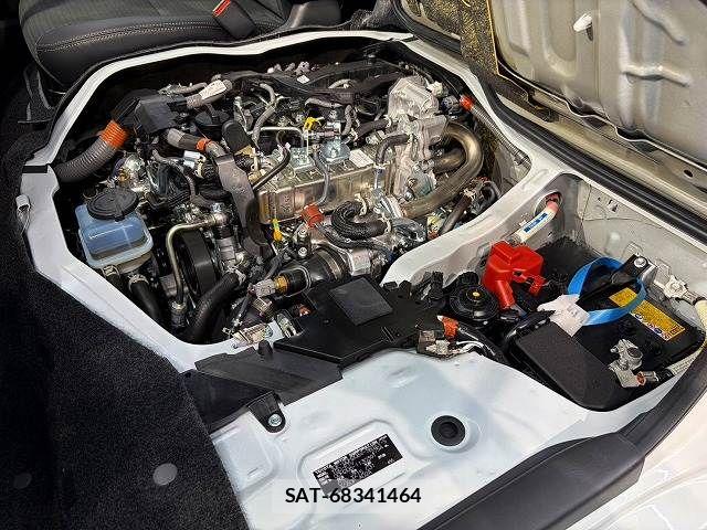 Toyota HIACE VAN 2025-10 6993977-13