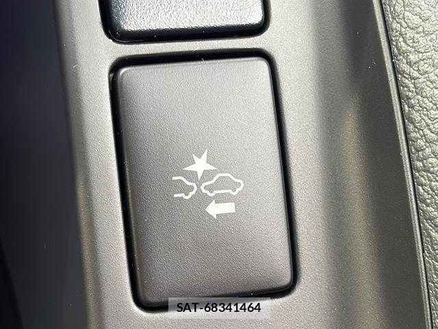 Toyota HIACE VAN 2025-10 6993977-5