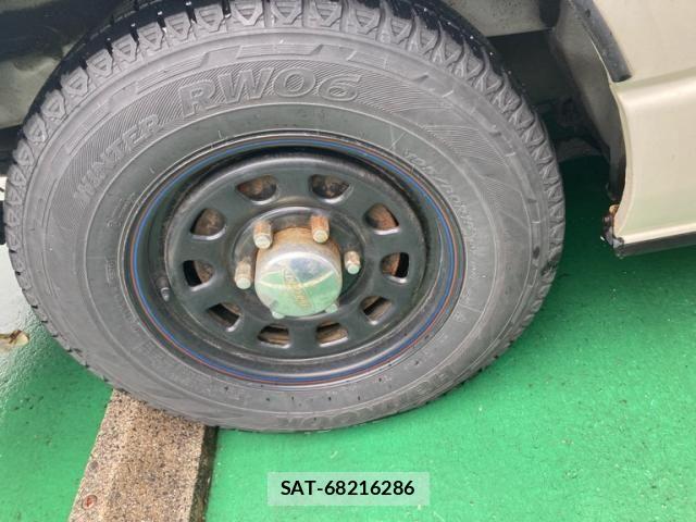 Toyota HIACE VAN 2007-07 6994001-6